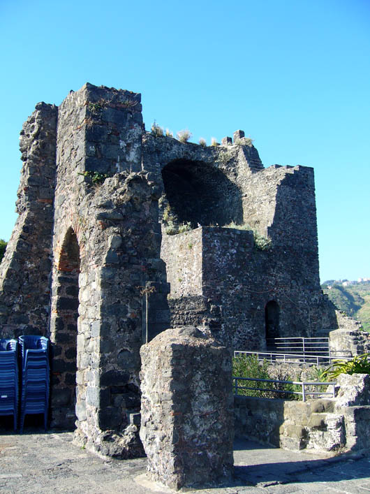 Rovine del castello normanno