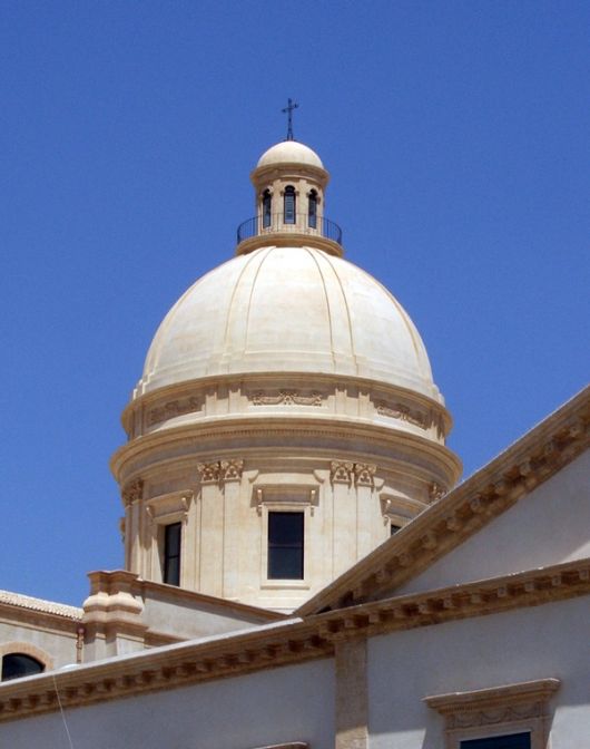 La cattedrale di Noto, la cupola ricostruita