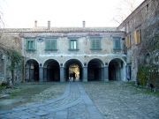 Castello dell'ammiraglio Nelson, cortile